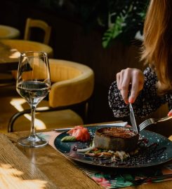 QUEENS ROOM CLUB RESTAURANT