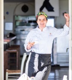 ΚΥΡΑ ΠΟΘΗΤΗ