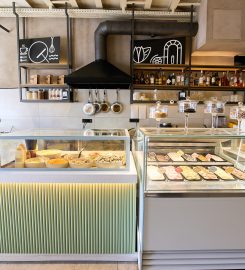 PANAGAKIS CRÊPE CAFÉ
