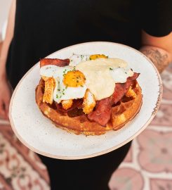 PANAGAKIS CRÊPE CAFÉ
